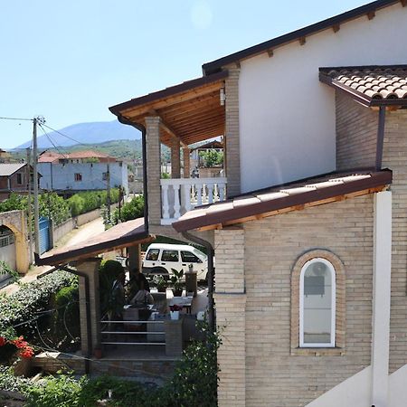 Villa Lejzo - Swimming Pool Berati Exterior foto